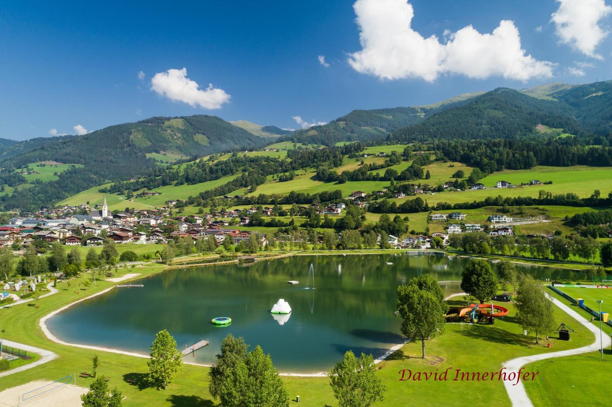 Pension Zu Hause Uttendorf Buitenkant foto