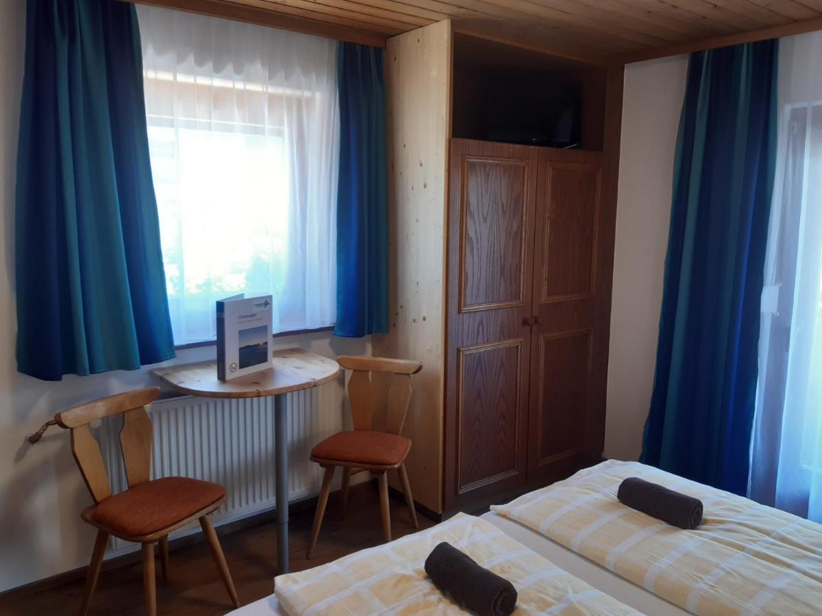 Pension Zu Hause Uttendorf Kamer foto