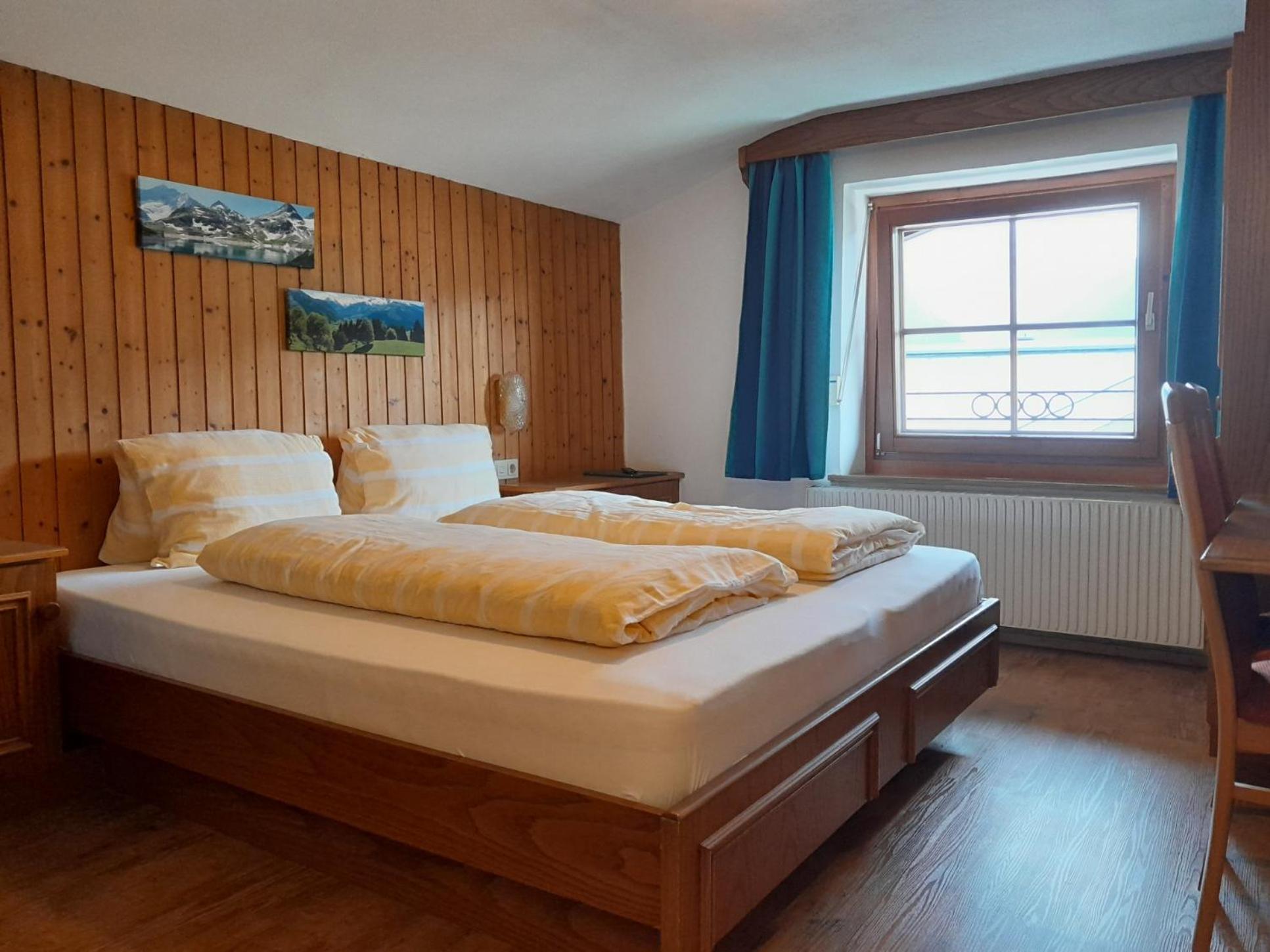 Pension Zu Hause Uttendorf Buitenkant foto