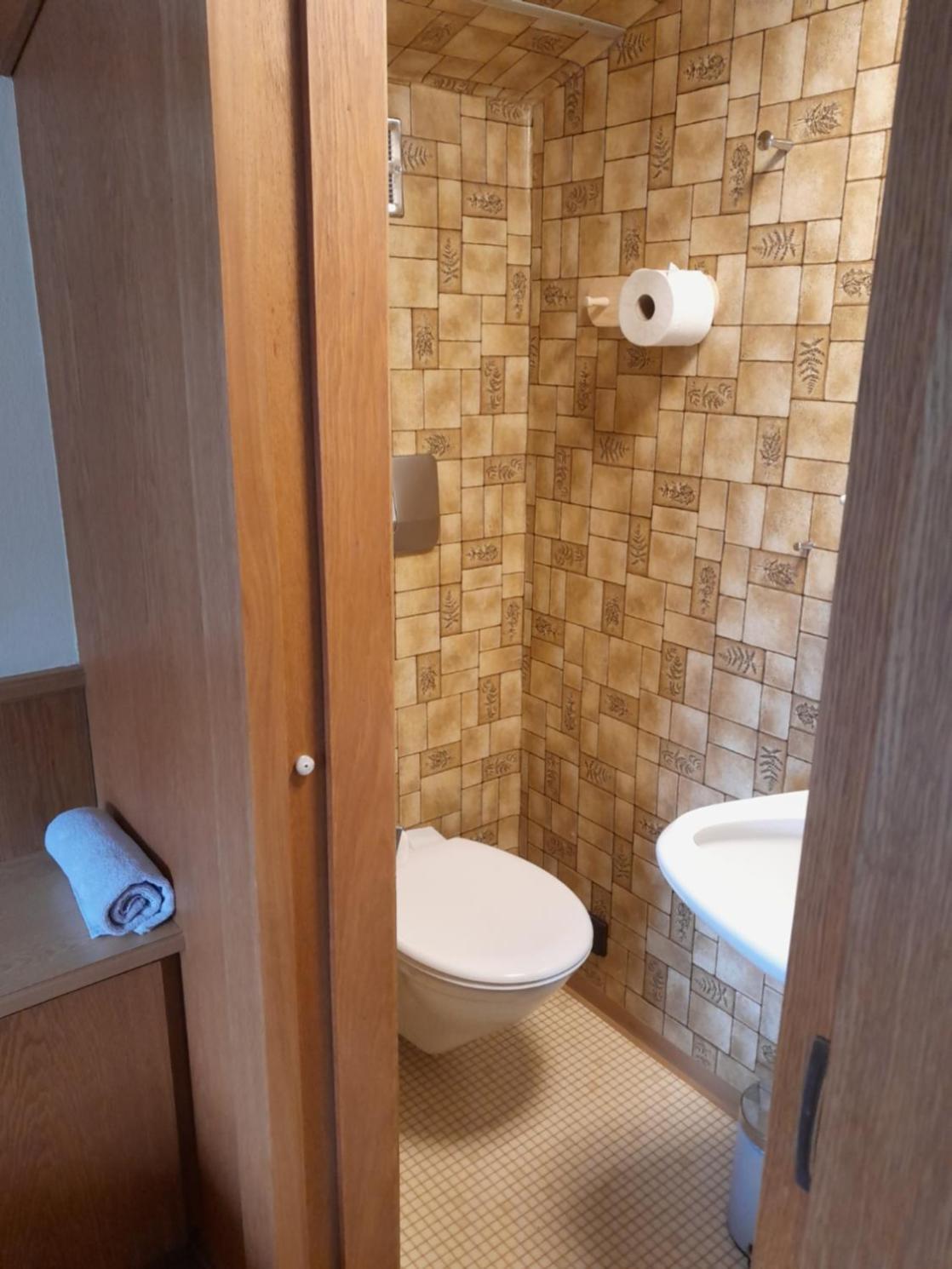 Pension Zu Hause Uttendorf Kamer foto