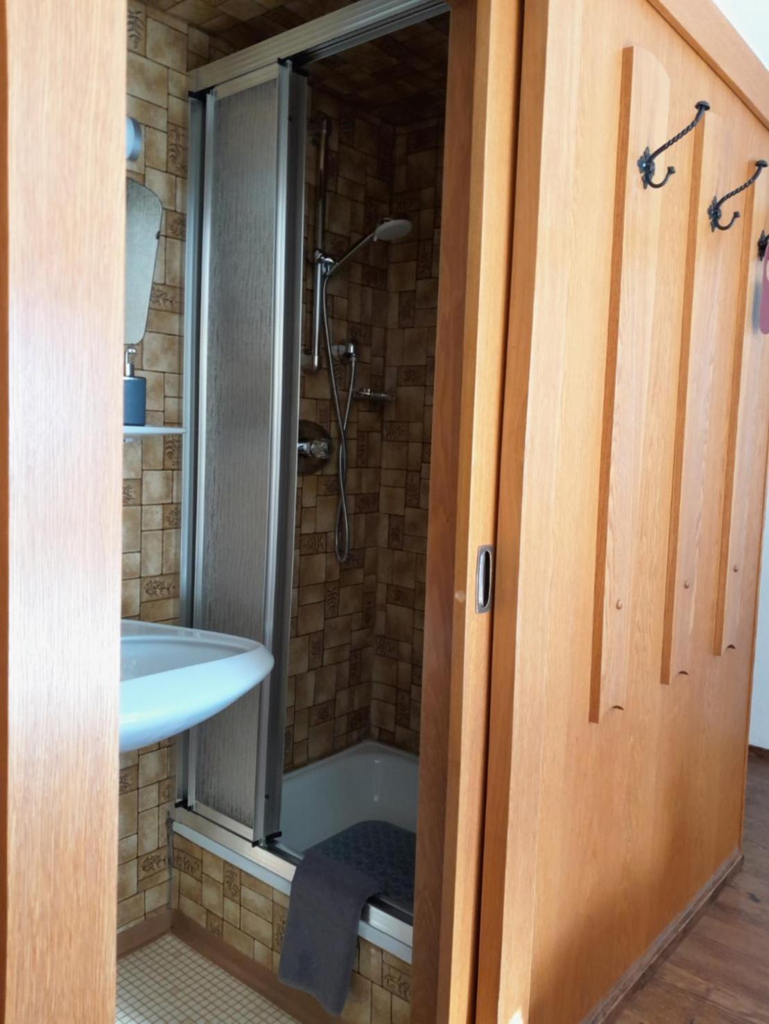 Pension Zu Hause Uttendorf Kamer foto