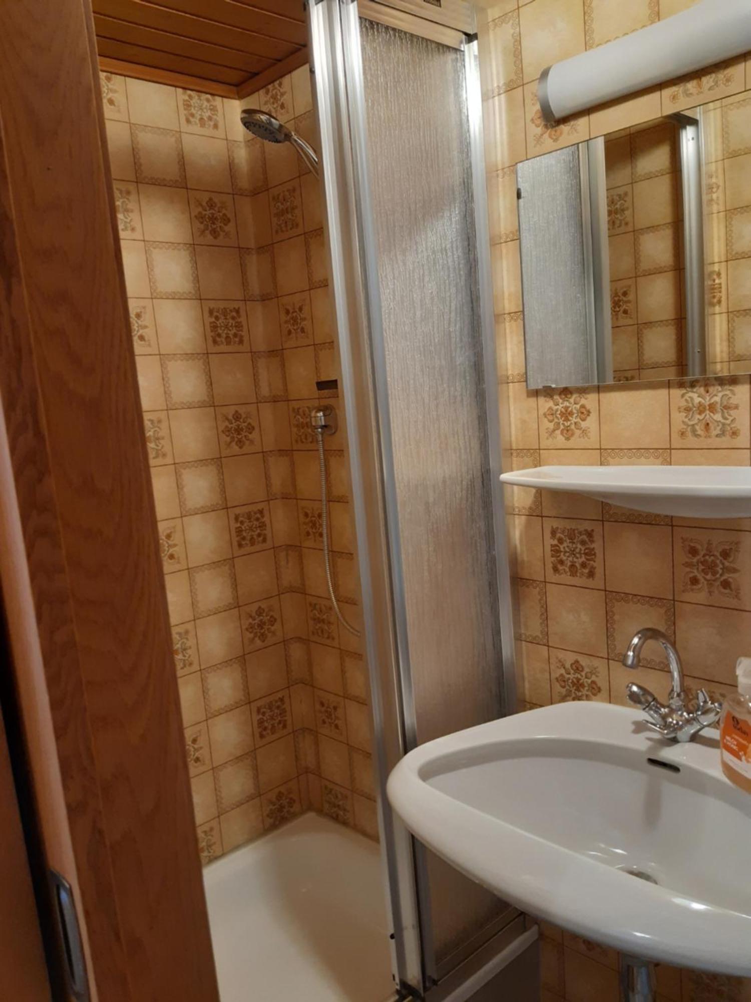Pension Zu Hause Uttendorf Kamer foto