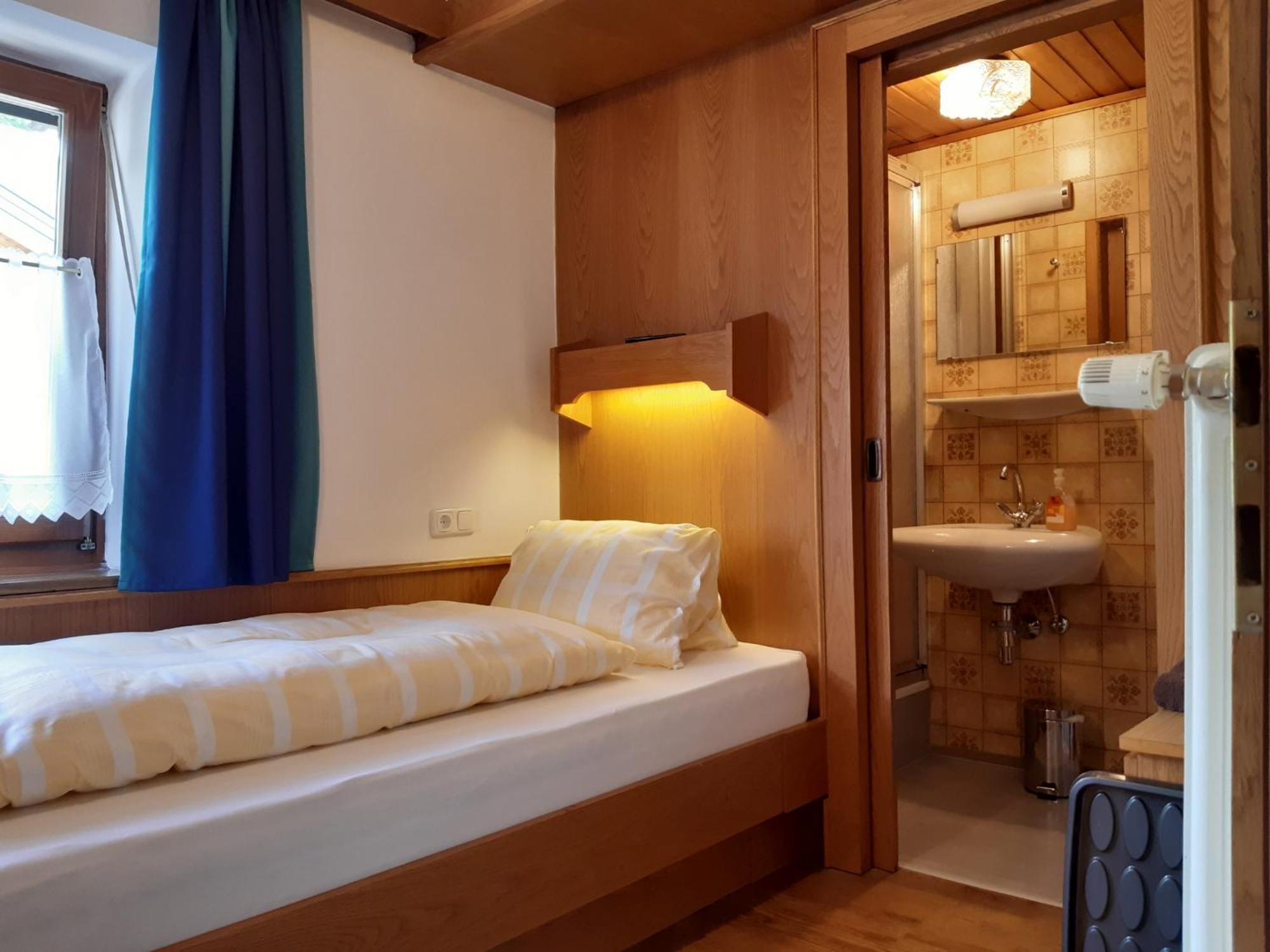 Pension Zu Hause Uttendorf Kamer foto