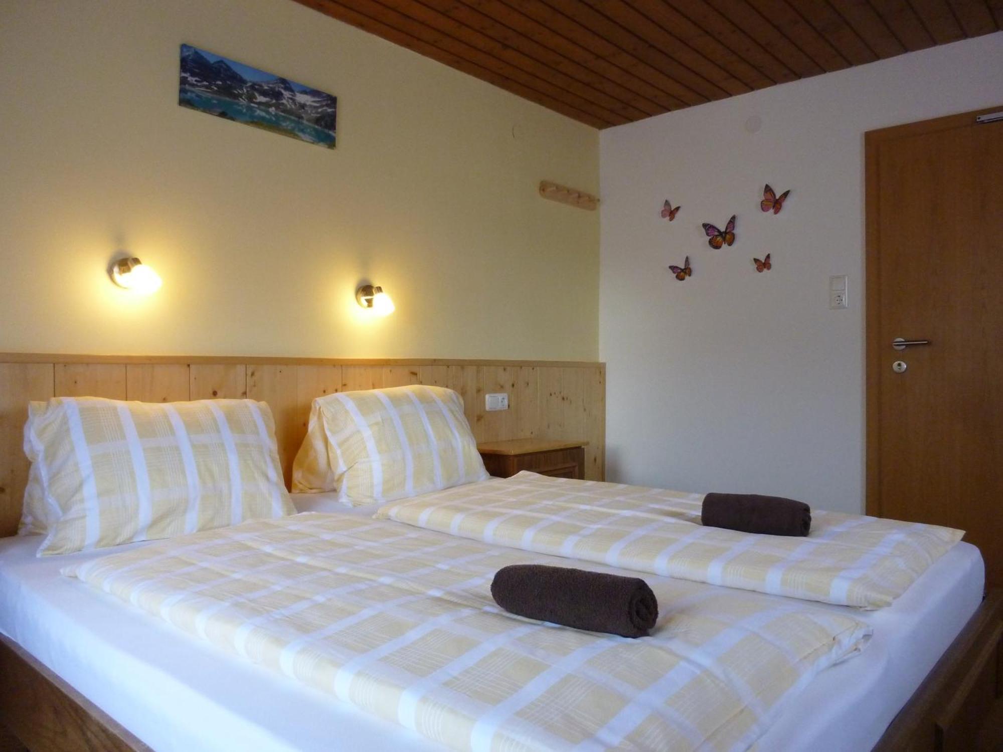 Pension Zu Hause Uttendorf Kamer foto
