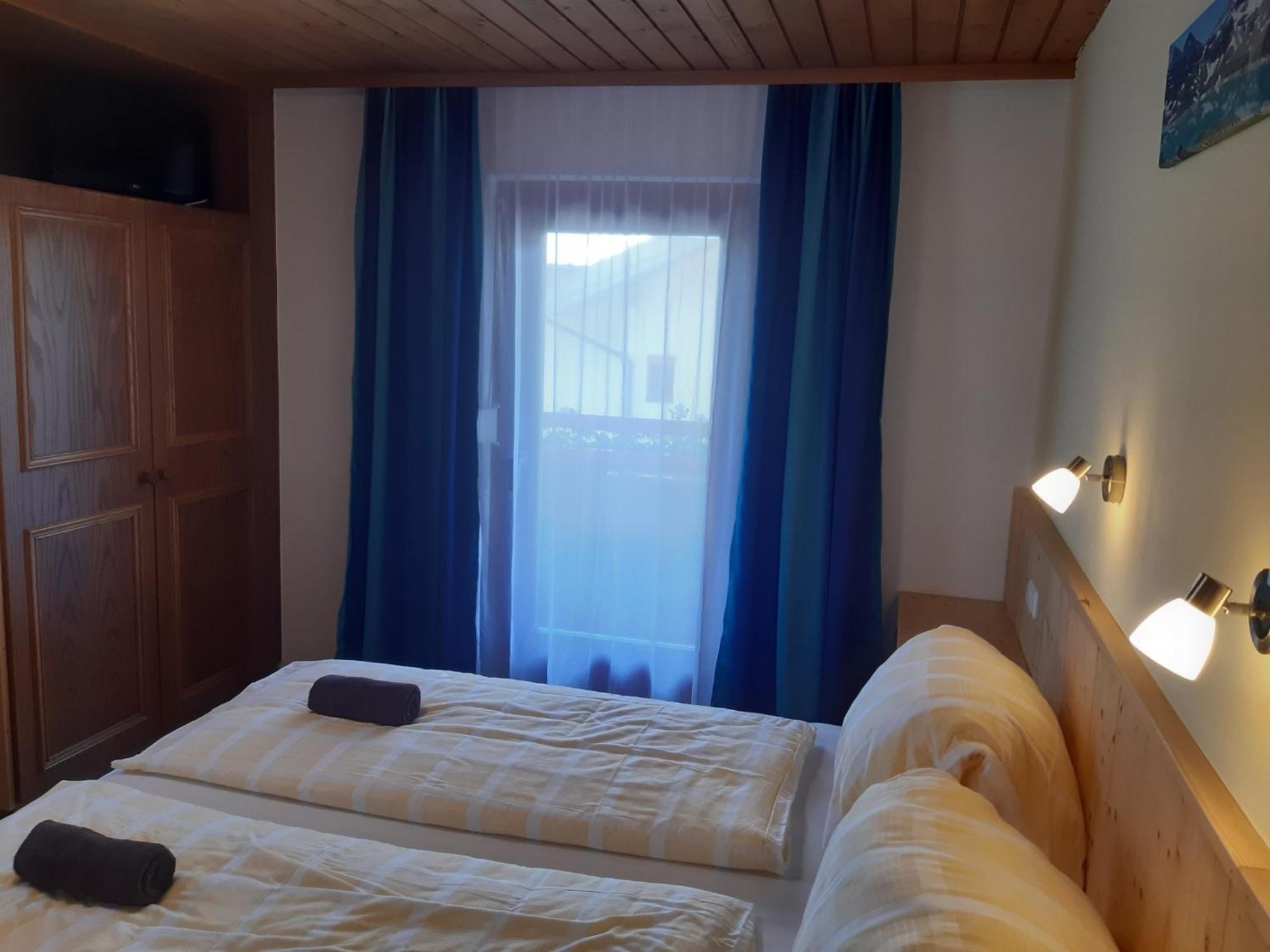 Pension Zu Hause Uttendorf Kamer foto
